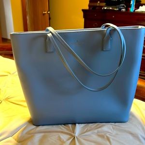 Kate Spade small tote/purse. Only used once in excellent condition.